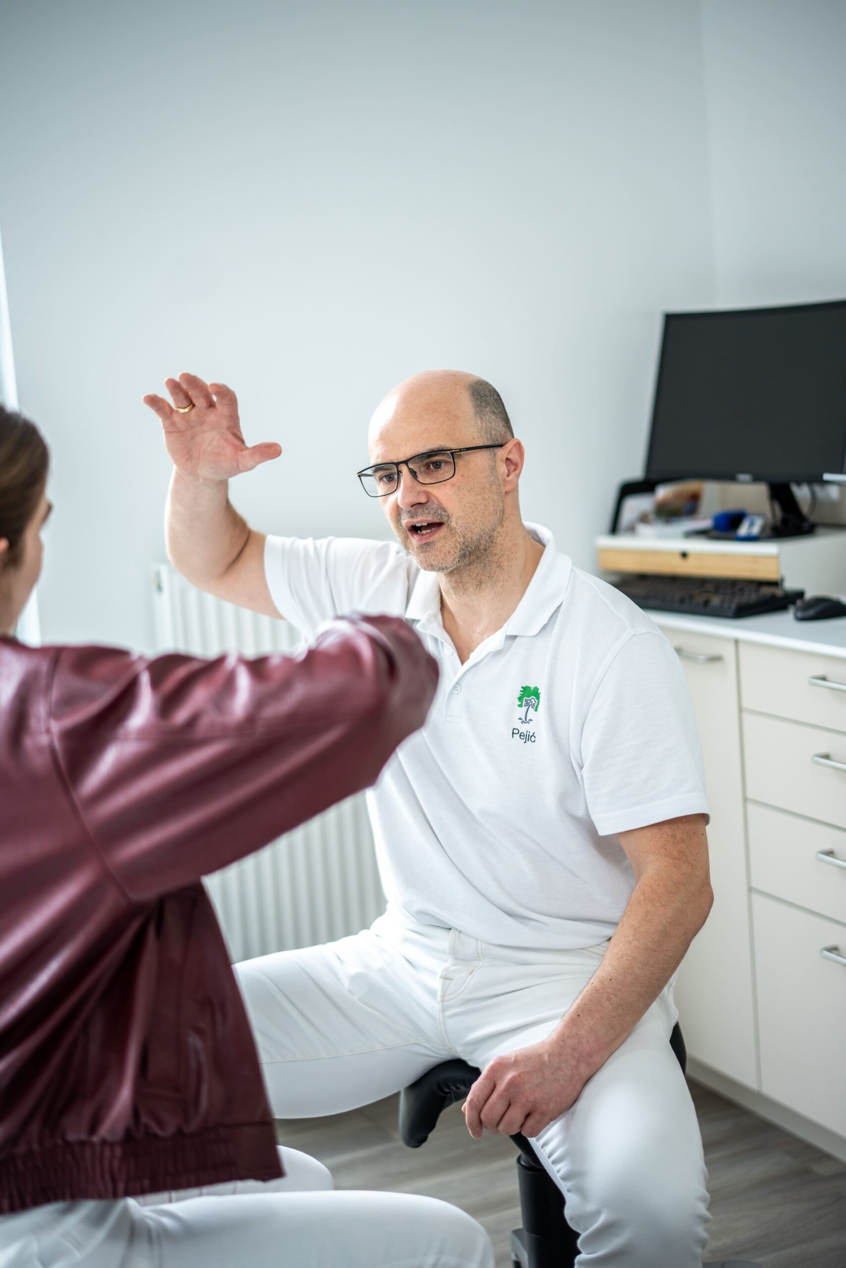 Funktionsuntersuchung bei Gelenkschmerzen in der Orthopädie Wiesloch
